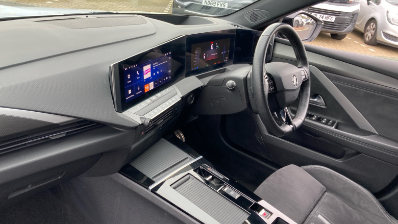 Vauxhall Astra 1.6 Plug-in Hybrid GSe 5dr Auto Hatchback